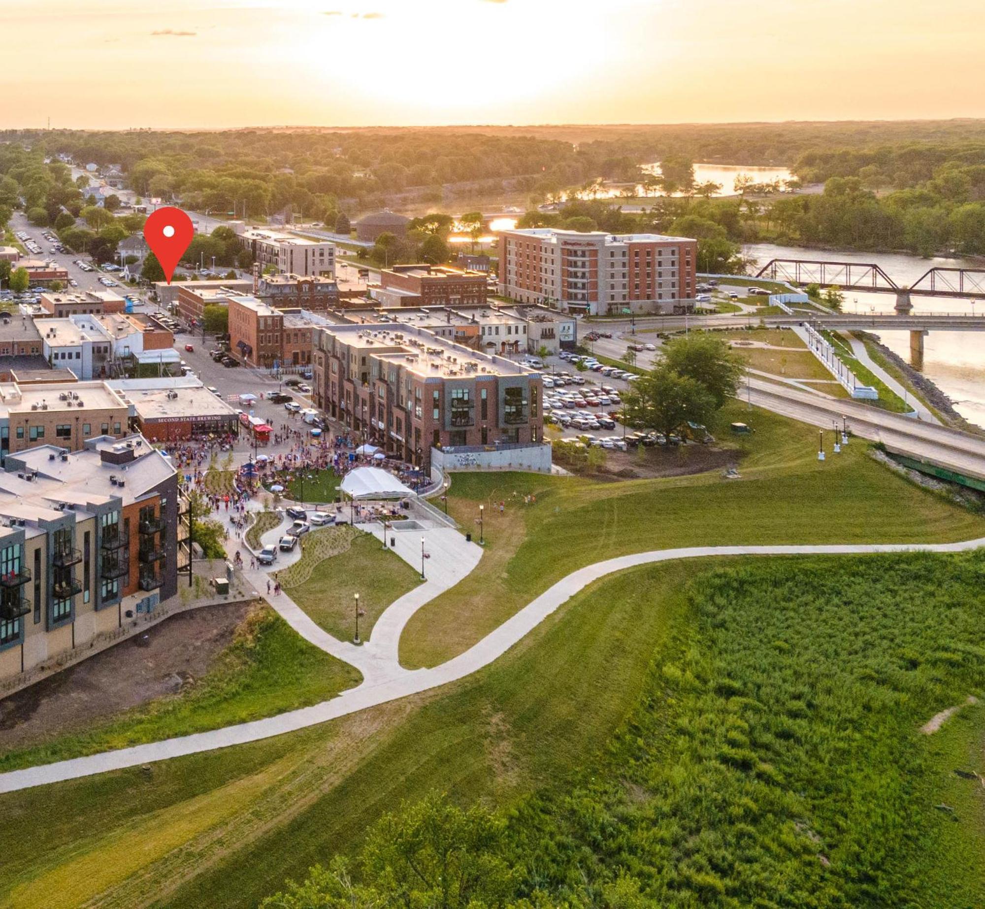 The Lindell Motor Lodge Cedar Falls Bagian luar foto